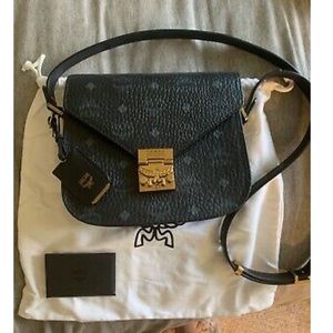 MCM Patricia Bag Small Black
